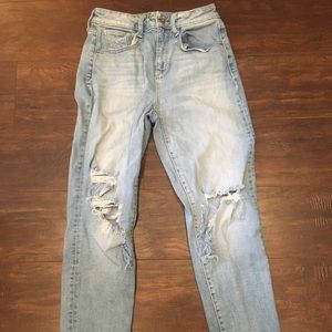 Straight leg distressed jeans